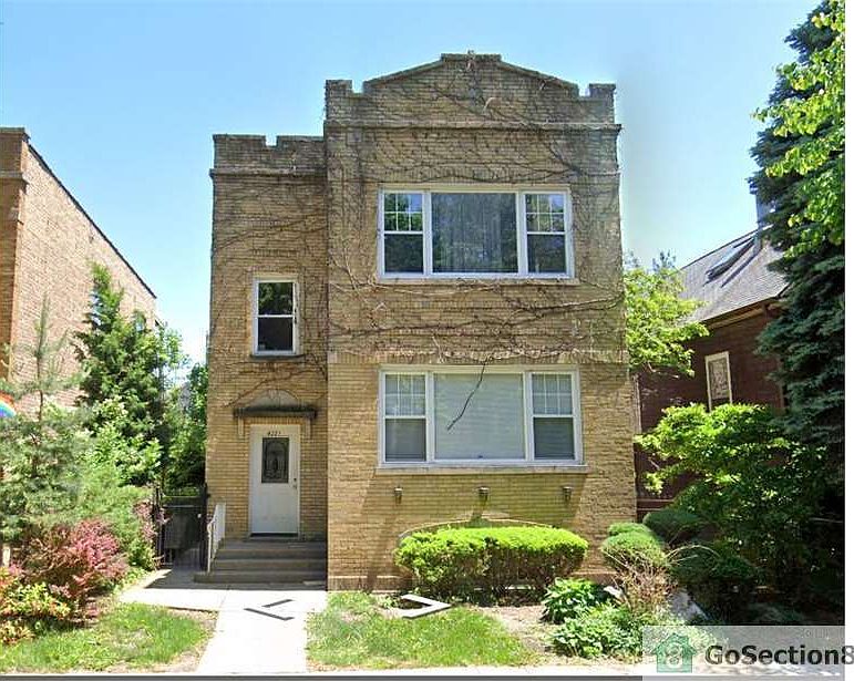 1st image of 4221 N Saint Louis Ave #2