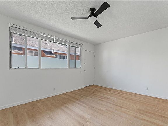 2nd image of 1626 Pine Ave APT B