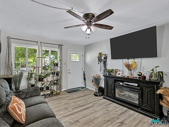 5th image of 2810 Encanto Dr
