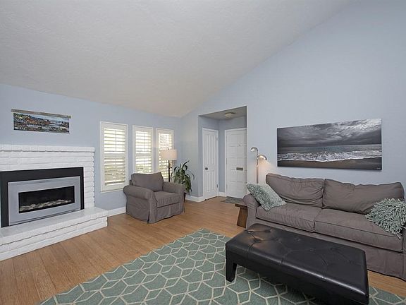 4th image of 16345 Los Gatos Blvd Unit 13