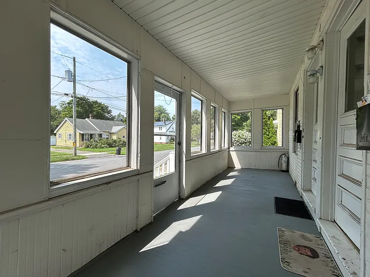 54 Lawnwood Ave #1 — Photo 16