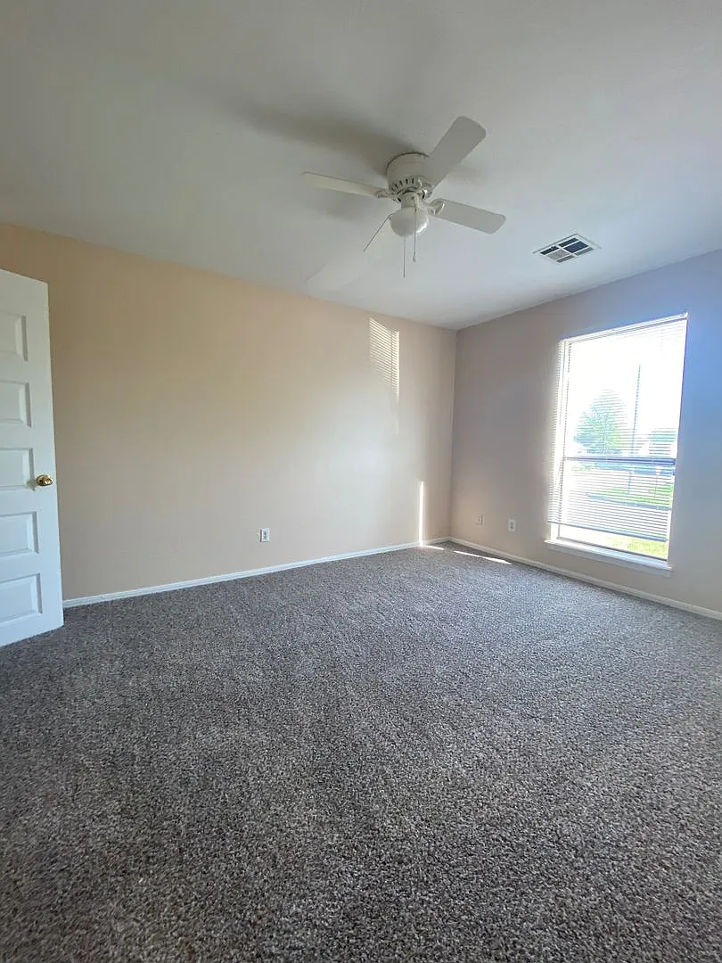 Broken Arrow duplex: 3 bedroom Duplex! — Photo 2