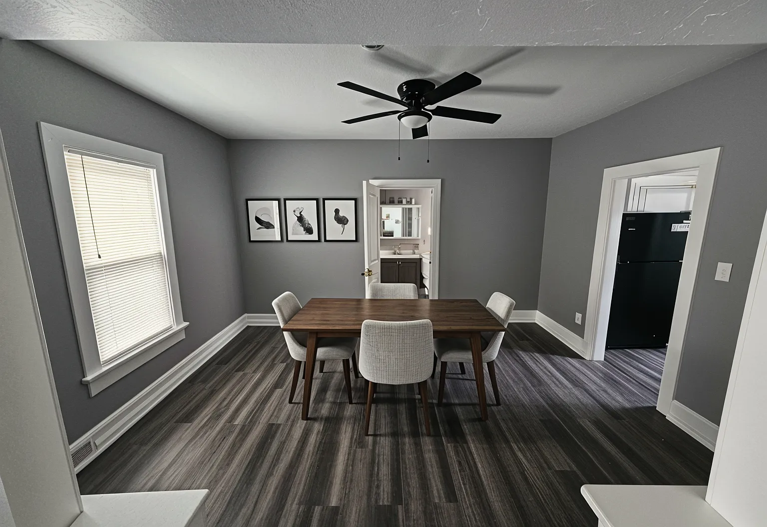 5664 Helen Ave — Photo 2