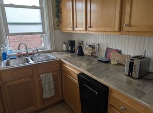 38 Williams St FLOOR 1, Pawtucket, RI 02860