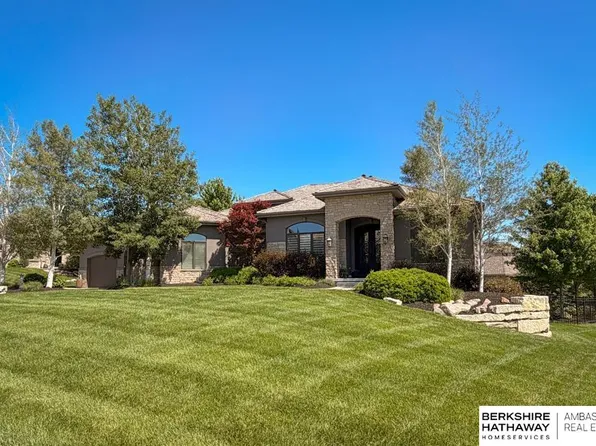 17463 Farnam Cir, Omaha, NE 68118