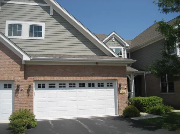 1862 Torrey Pkwy, Libertyville, IL 60048