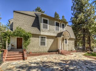 31593 Pleasant Dr, Running Springs, CA 92382