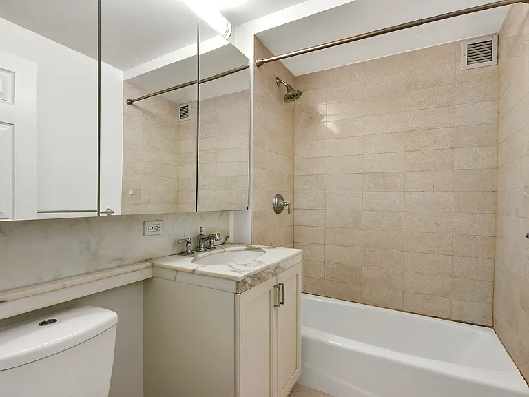 205 E 85th St #5F — Photo 5