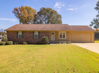18 Gleneice Cv, Jackson, TN 38305