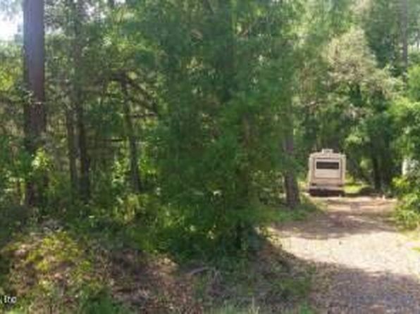 2753 S HIGHWAY 17, Crescent City, FL 32112