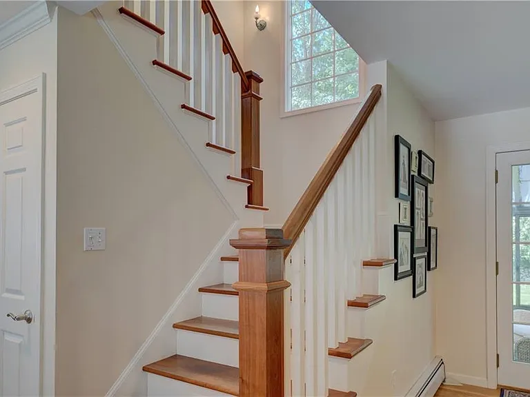 103 Browns Farm Dr — Photo 9