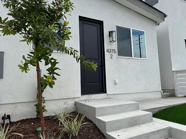 4375 J St #2 — Photo 2