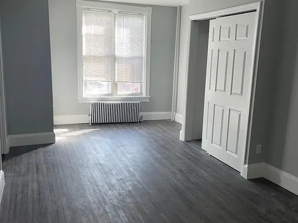 6 Grove St #2F, Plainfield, NJ 07060