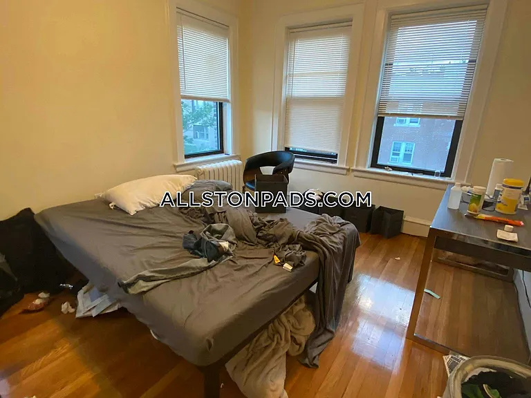 21 Park Vale Ave — Photo 25