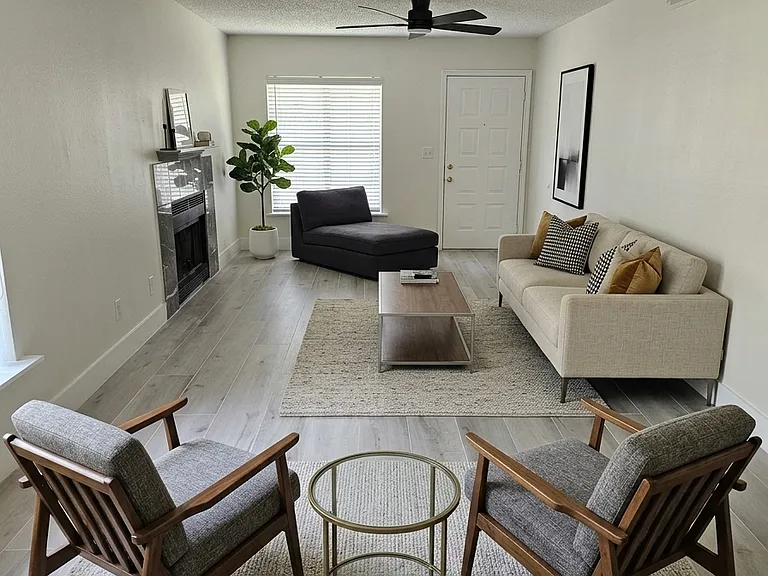 3455 Countryside Blvd #31 — Photo 8