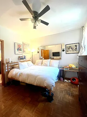 Rented by Compass | media 10