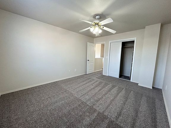 4th image of 2511 E Spruce St #1