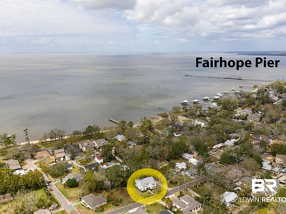 5th image of 462 Satsuma St