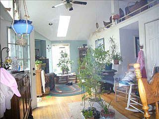 3rd image of 11 Brock Dr