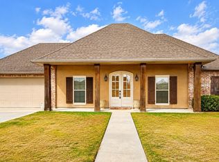 606 Point Pleasant Dr, Berwick, LA 70342