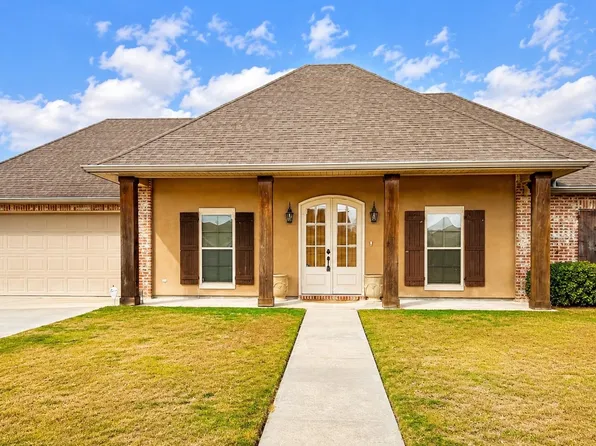606 Point Pleasant Dr, Berwick, LA 70342