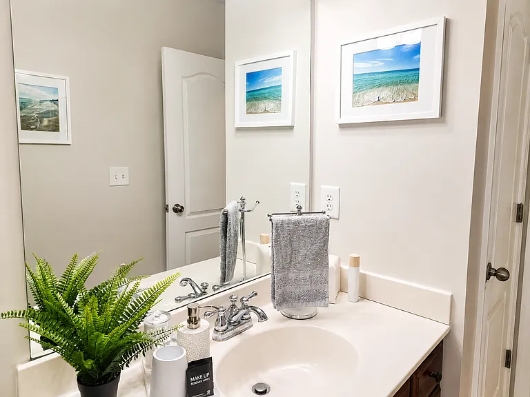 Fern Bay Dr SW — Photo 24