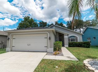1721 Split Fork Dr, Oldsmar, FL 34677