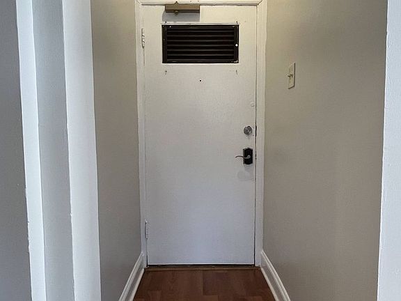 3rd image of 5135 S Kenwood Ave APT 507