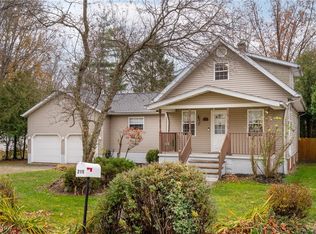 215 Jefferson St, Lorain, OH 44052