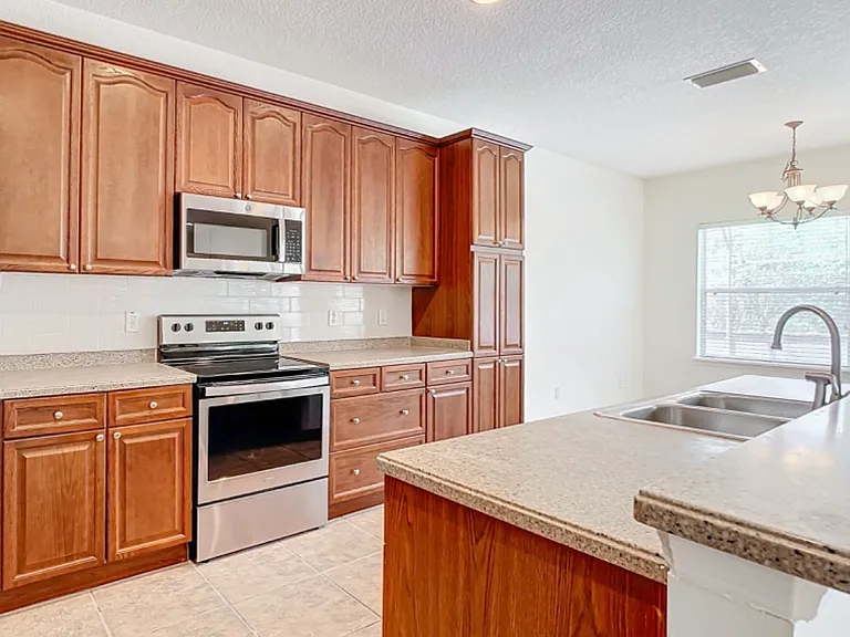10809 Masters Dr — Photo 55