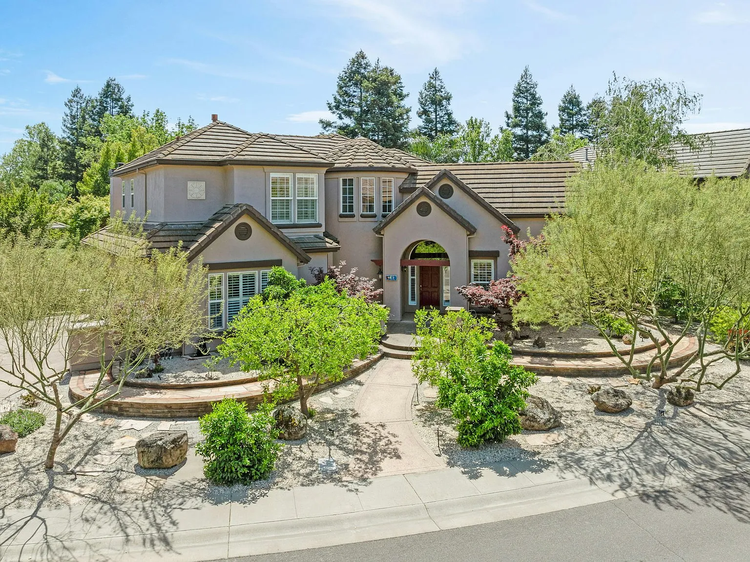 3423 La Playa Dr photo 1