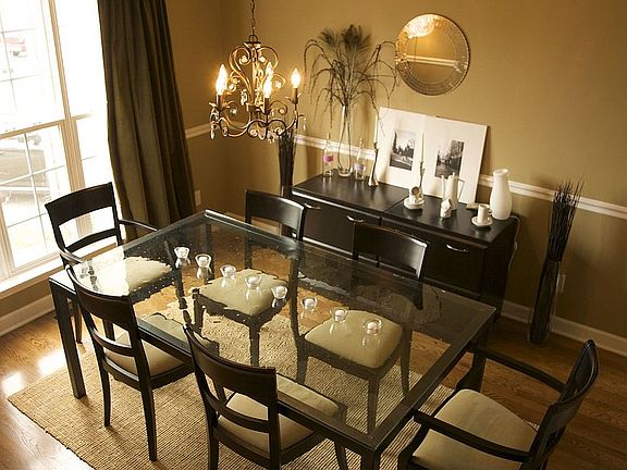 Formal dining room