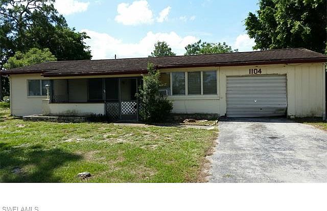 1st image of 1104 Taylor Ln