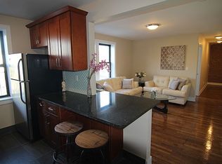 20-32 31st St #A4, Astoria, NY 11105