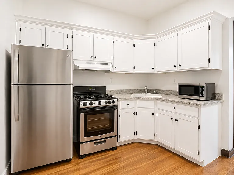 1411 Dekalb Ave #3 — Photo 4