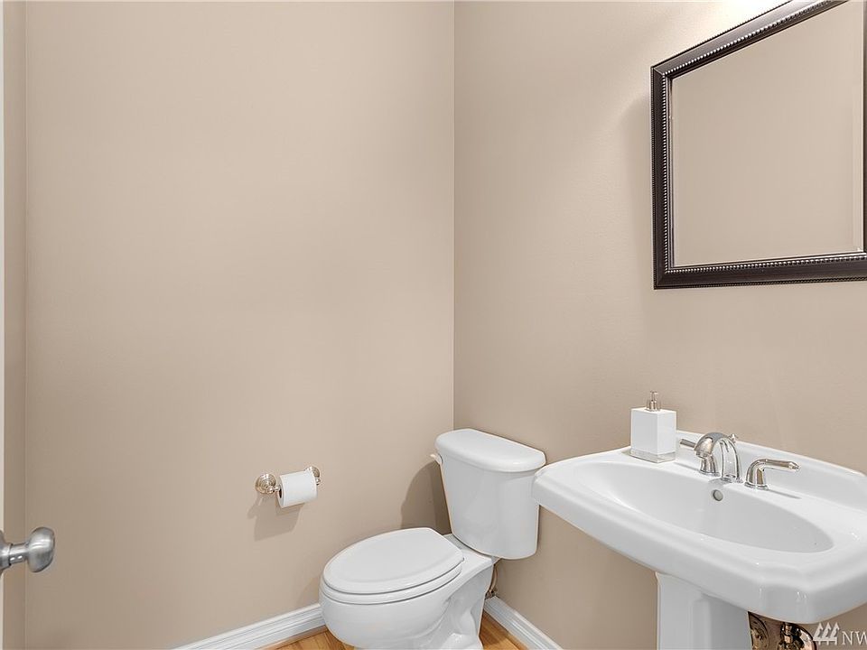 1st image of 6311 189th Pl NE Unit 103