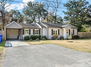 1 Paula Dr, Charleston, SC 29407