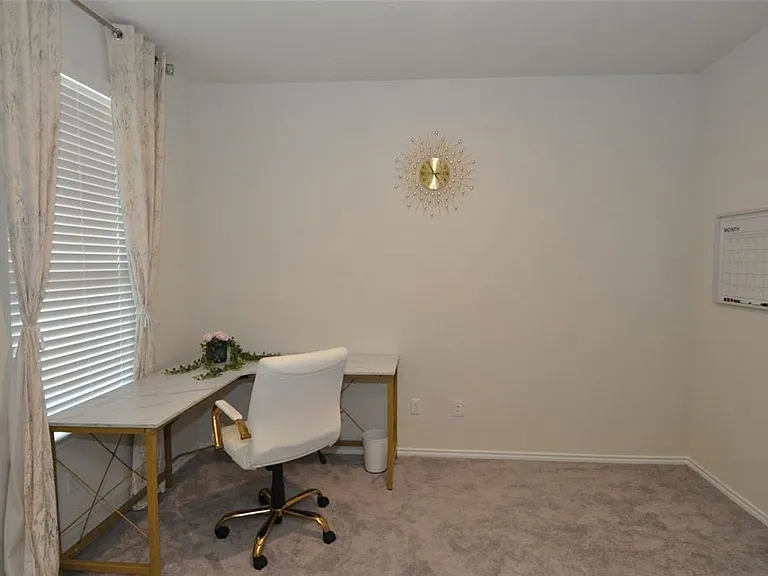 1717 T H Johnson Dr — Photo 11
