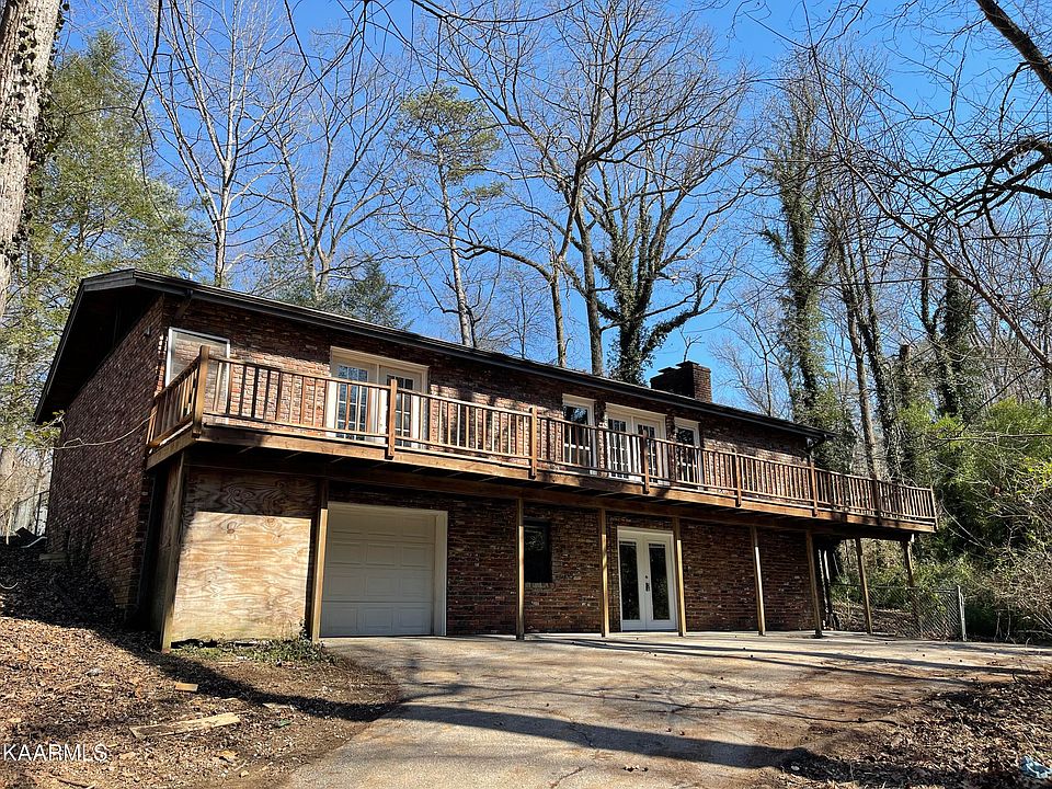 1st image of 3111 Ginn Dr