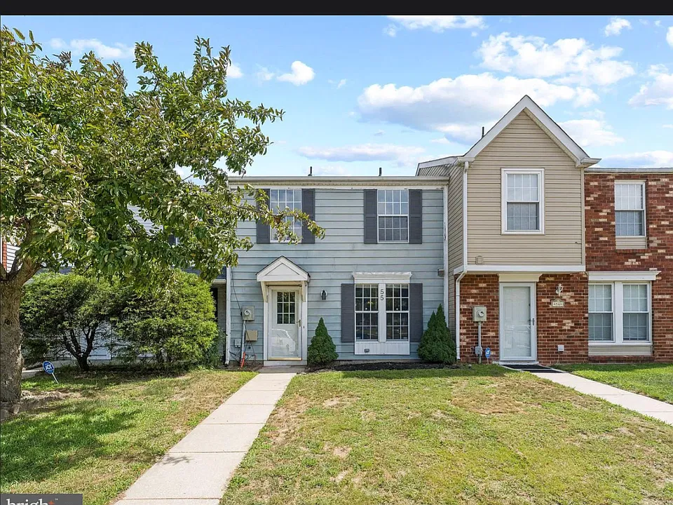 55 Victoria Manor Ct