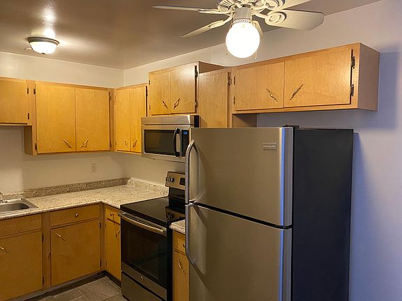 2nd image of 1125 Lakeside Dr #1-A