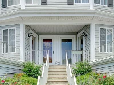 212 Riveredge Dr, Chatham, NJ, 07928