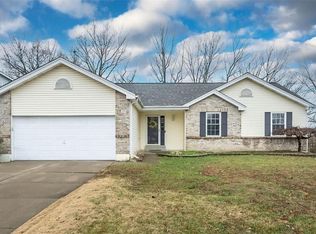 591 Prentice Dr, Saint Peters, MO 63376