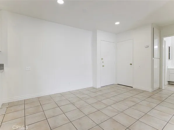 5460 White Oak Ave Unit K301, Los Angeles, CA 91316