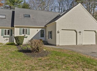 27 Chickadee Ln #27, Kennebunk, ME 04043