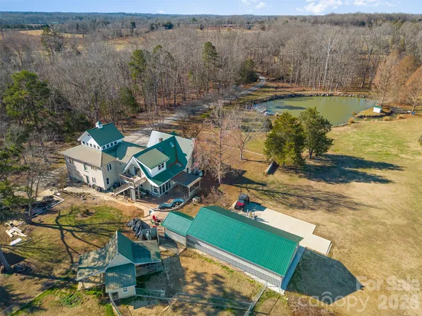 243 Jarab Hill Ln, Statesville, NC 28625