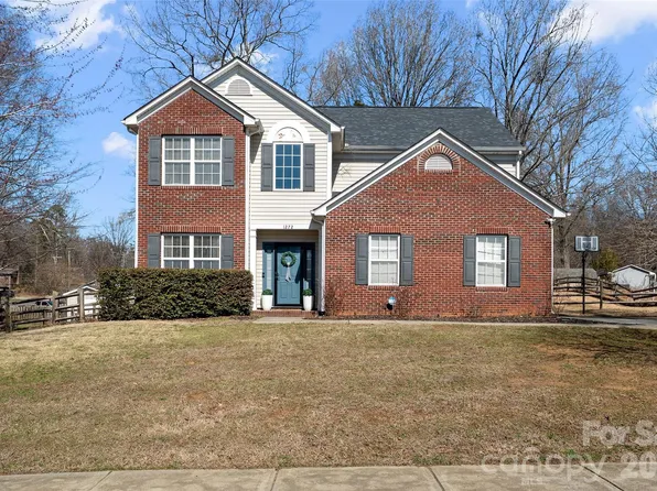1272 Brecken Ct, Kannapolis, NC 28081