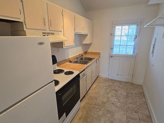 4th image of 1327 Leaphart St #5A
