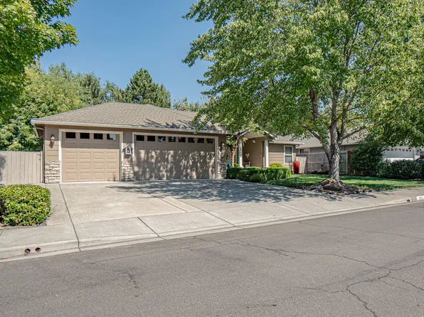 3523 Alderwood Dr, Medford, OR 97504
