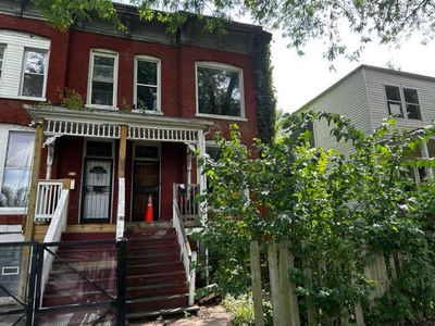 421 W 61st St, Chicago, IL, 60621